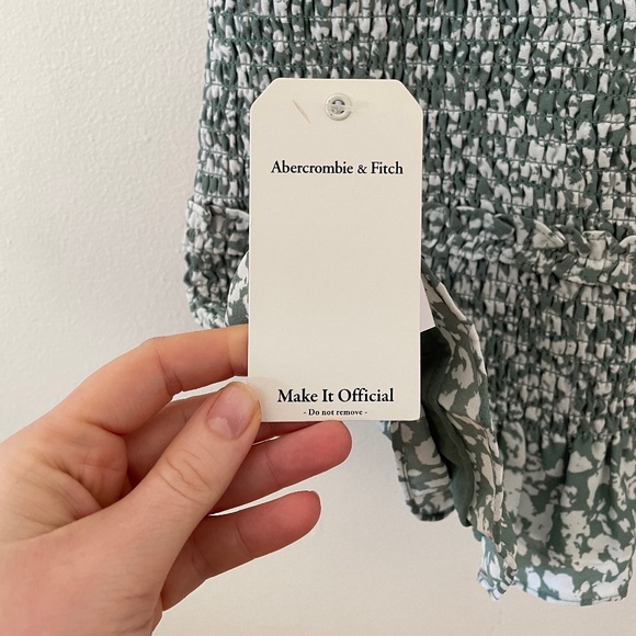 ABERCROMBIE & FITCH Smocked Green Mini Dress - Picture 6 of 15